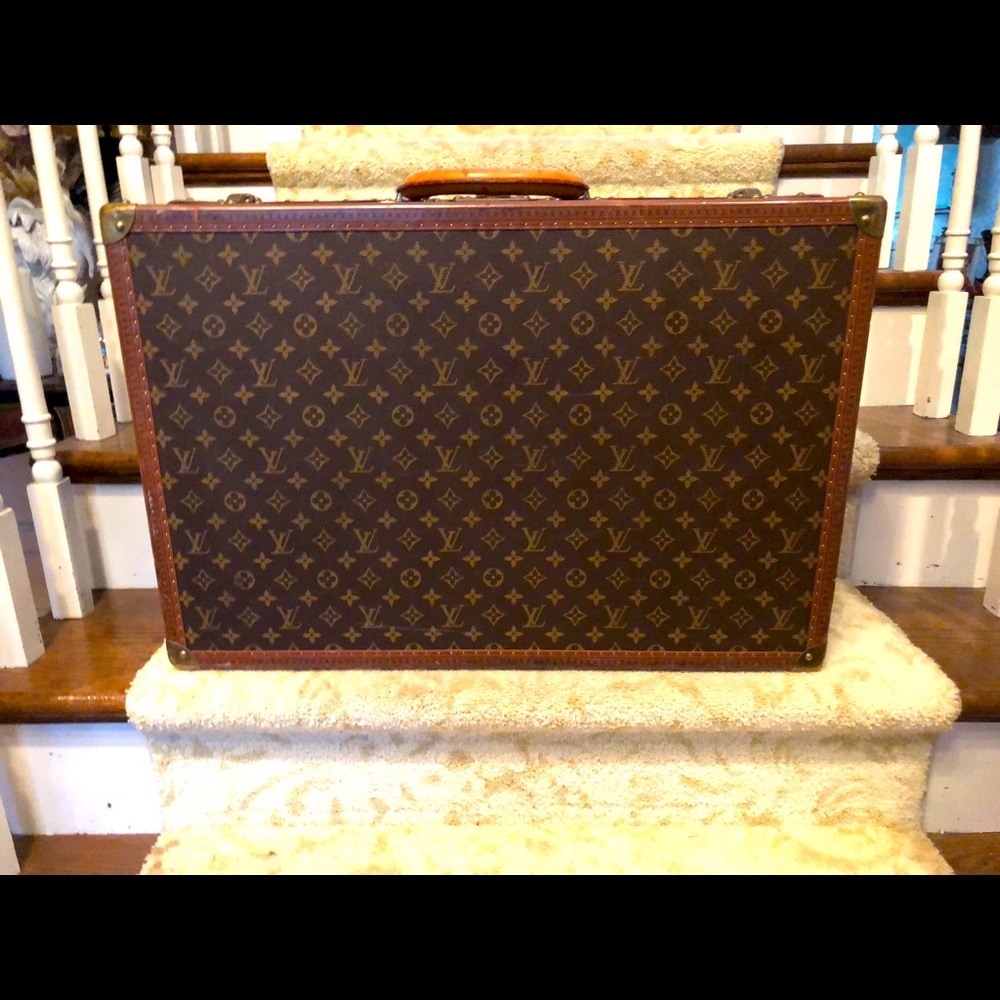 Louis Vuitton Alzer 75 Suitcase